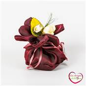 bourse pour dragées satinée avec bouquet de fleur