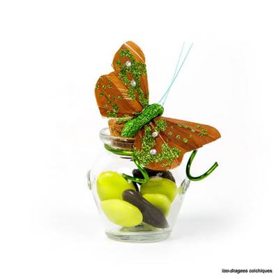 Contenant à dragées sujet décoratif papillon sur pot verre jarre