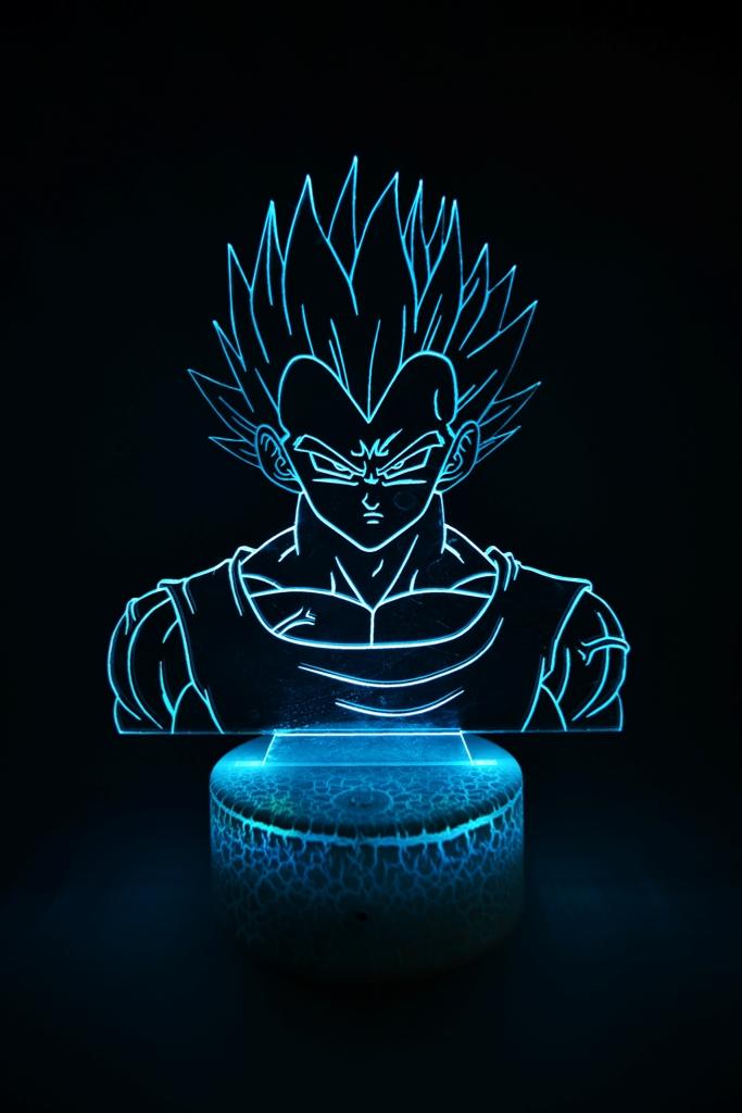 Lampe 3 D A Led Personnalisee Dragon Ball Z Vegeta Manga